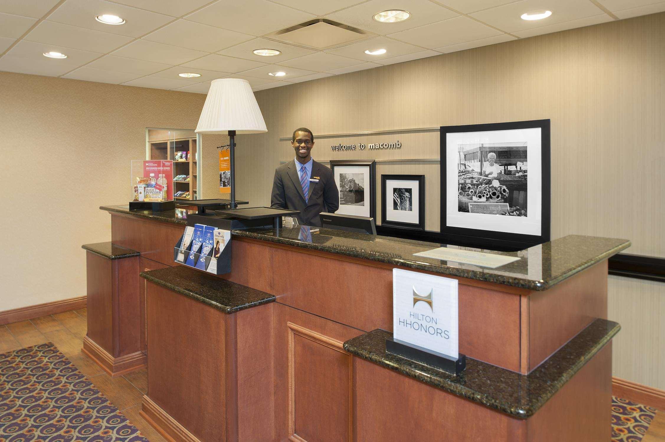 Hampton Inn Macomb Eksteriør billede